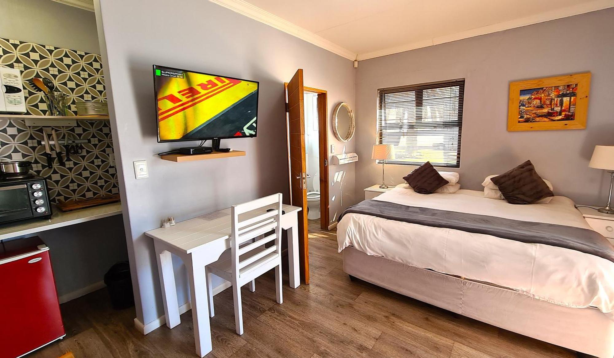 Tiende Laan Bed & Breakfast And Self-Catering Γουάλβις Μπέι Εξωτερικό φωτογραφία
