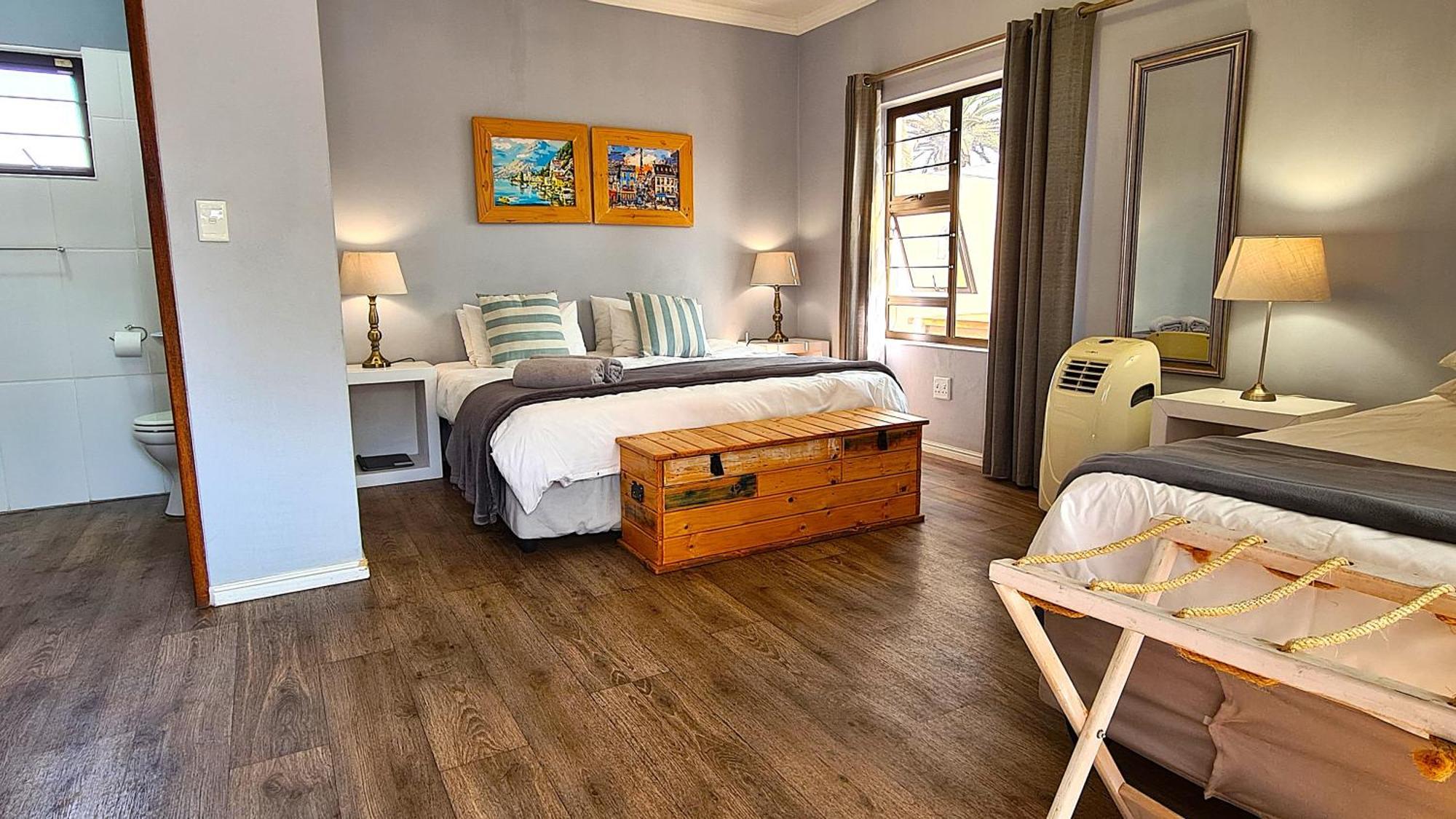 Tiende Laan Bed & Breakfast And Self-Catering Γουάλβις Μπέι Εξωτερικό φωτογραφία
