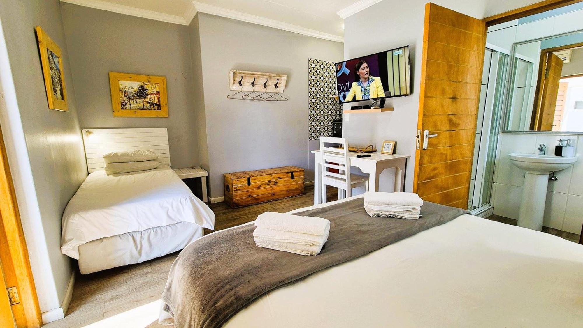 Tiende Laan Bed & Breakfast And Self-Catering Γουάλβις Μπέι Εξωτερικό φωτογραφία