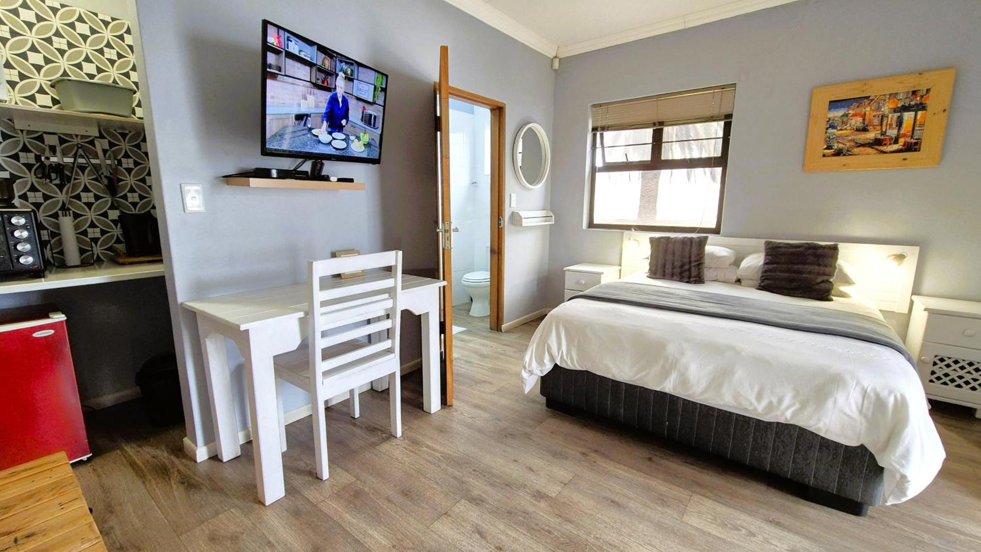 Tiende Laan Bed & Breakfast And Self-Catering Γουάλβις Μπέι Εξωτερικό φωτογραφία