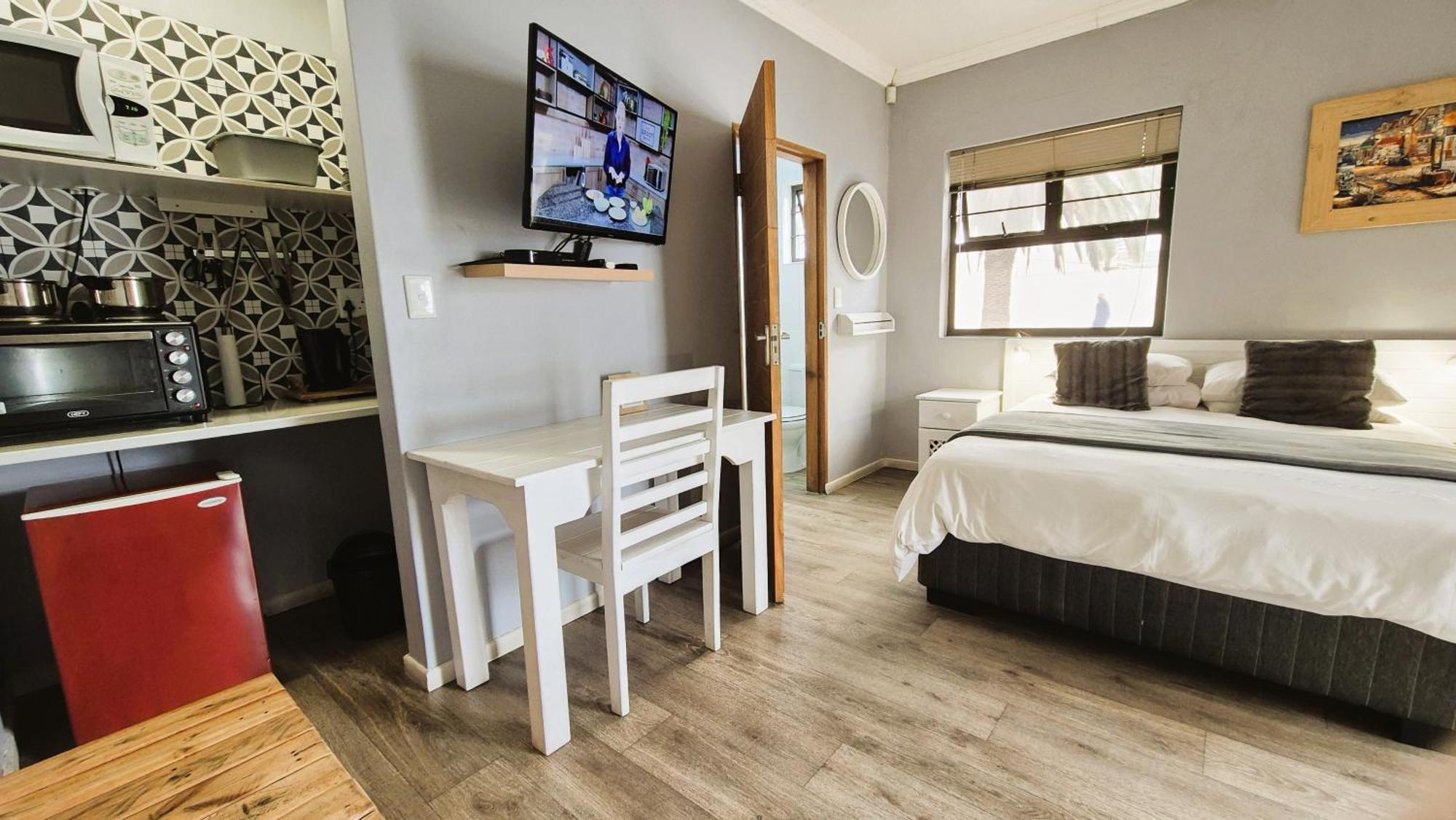 Tiende Laan Bed & Breakfast And Self-Catering Γουάλβις Μπέι Εξωτερικό φωτογραφία