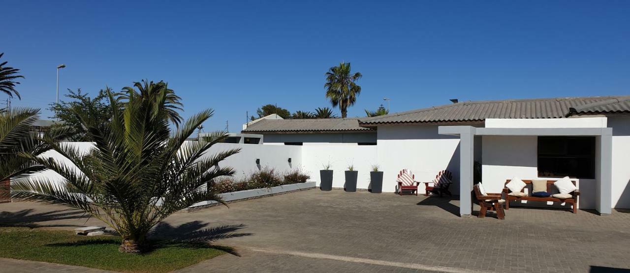 Tiende Laan Bed & Breakfast And Self-Catering Γουάλβις Μπέι Εξωτερικό φωτογραφία