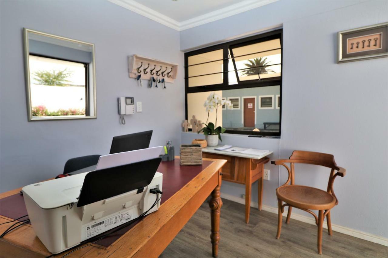 Tiende Laan Bed & Breakfast And Self-Catering Γουάλβις Μπέι Εξωτερικό φωτογραφία