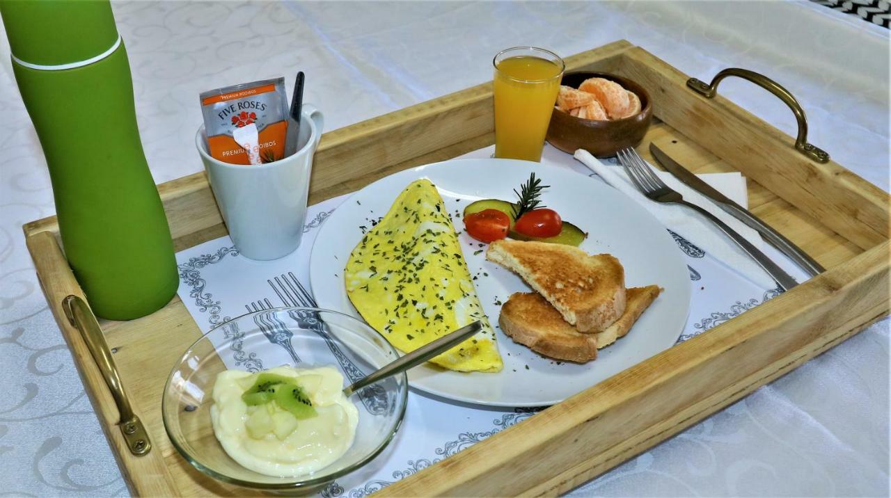 Tiende Laan Bed & Breakfast And Self-Catering Γουάλβις Μπέι Εξωτερικό φωτογραφία